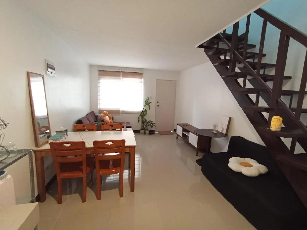 Myra'S Transient House Apartment Mabalacat 0*,  Philippines