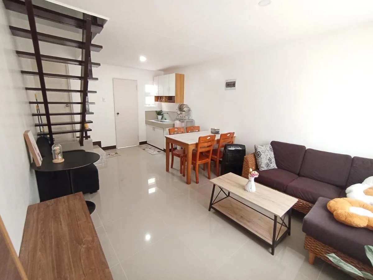 Myra'S Transient House Apartment Mabalacat
