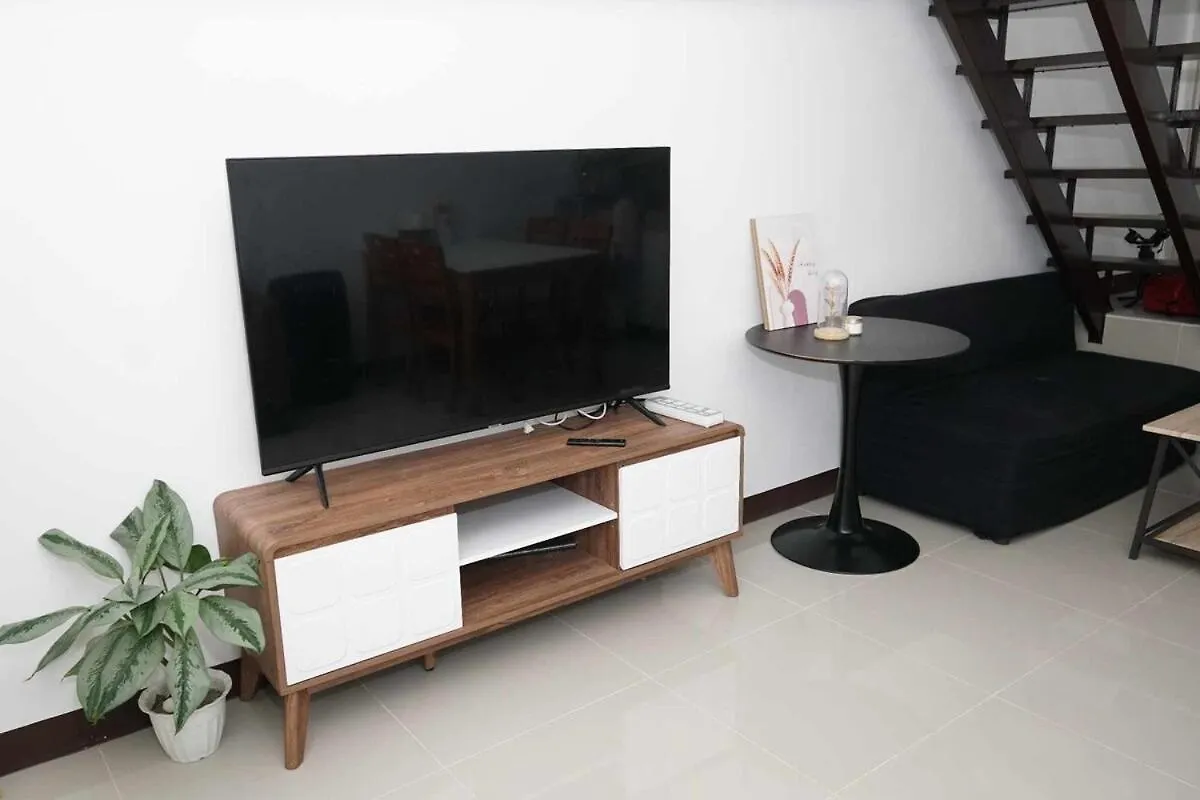 Myra'S Transient House Apartment Mabalacat